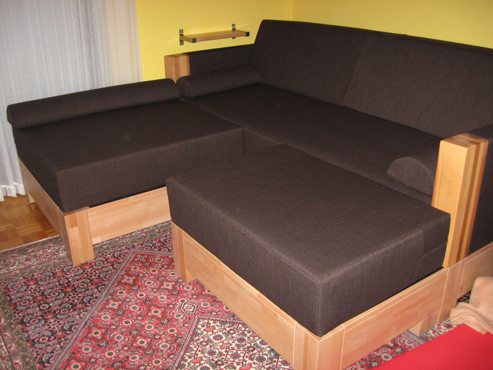 Bezug einer Eigenbau-Couch vom Nähservice Aruach in Sugenheim - www.naehservice-aurach.de